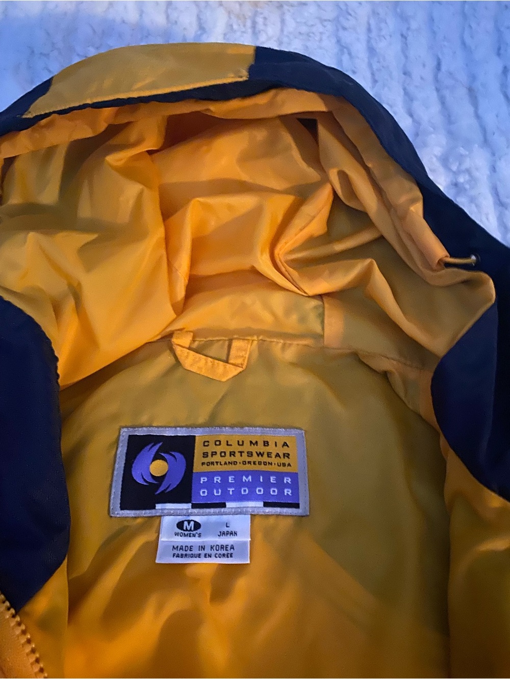 Columbia Yellow and Navy Colorblock Men's Raincoat - Picture 3 of 5